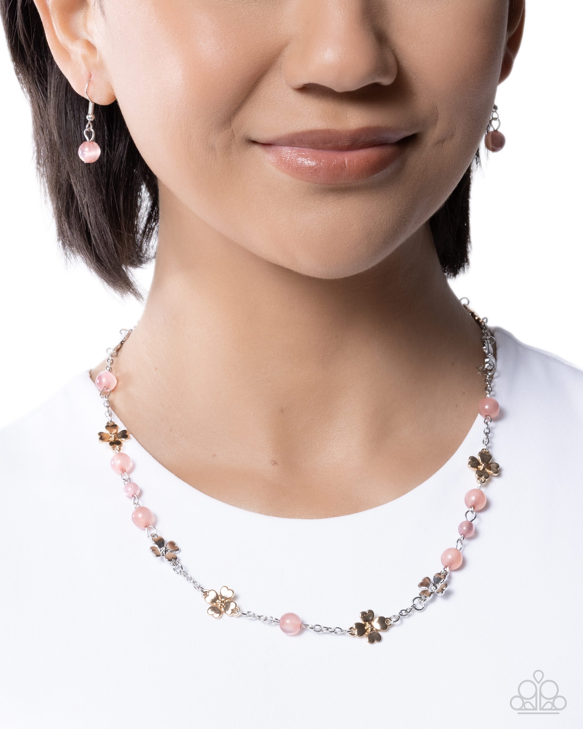 Memorable Malibu - Paparazzi Necklace Image