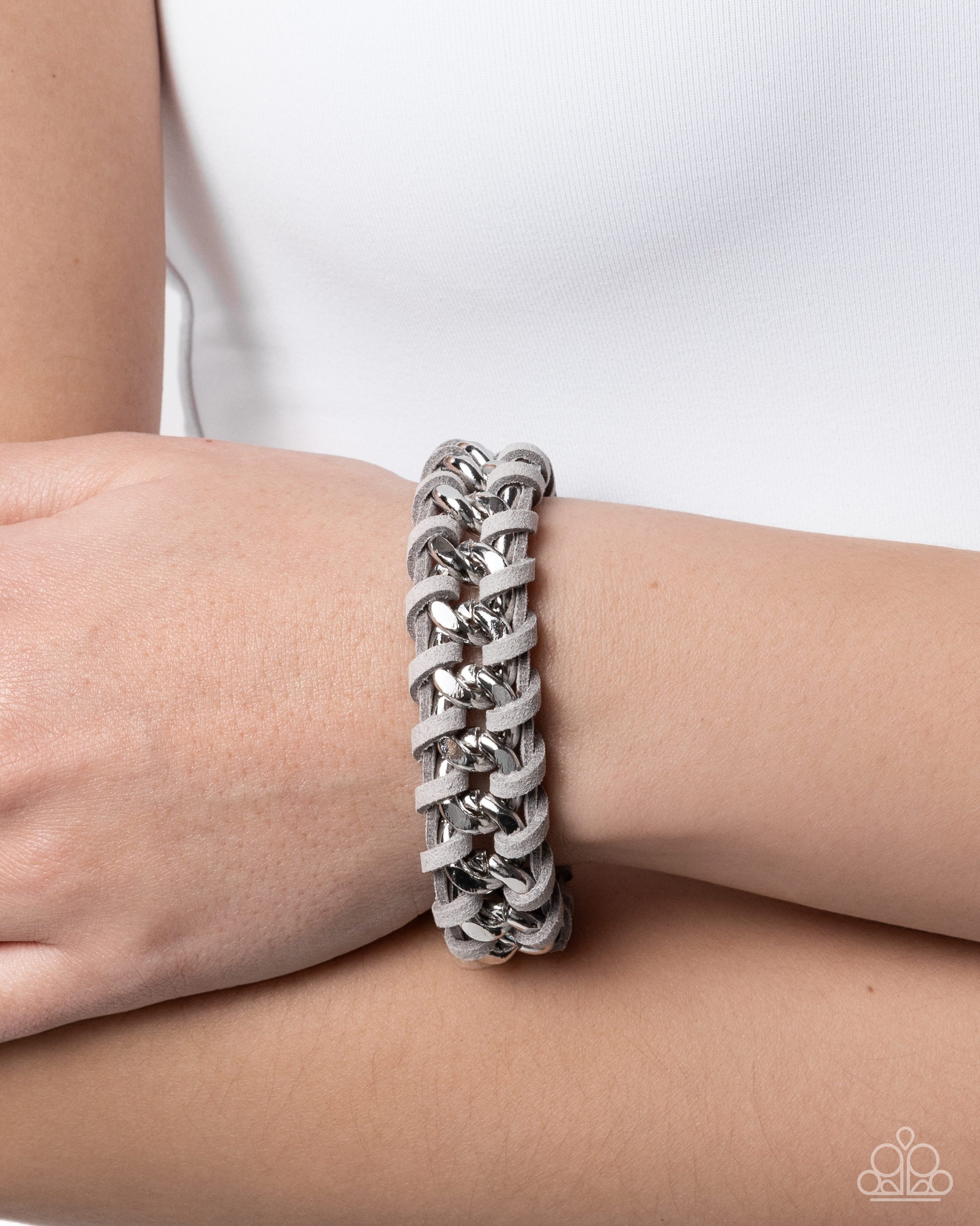 Woven Warehouse - Paparazzi Bracelet Image