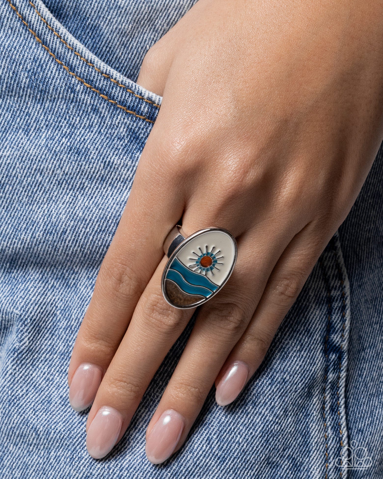 Beachside Base - Paparazzi Ring Image