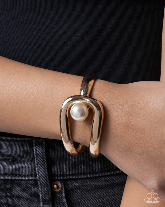 Sense of Grace - Paparazzi Bracelet Image