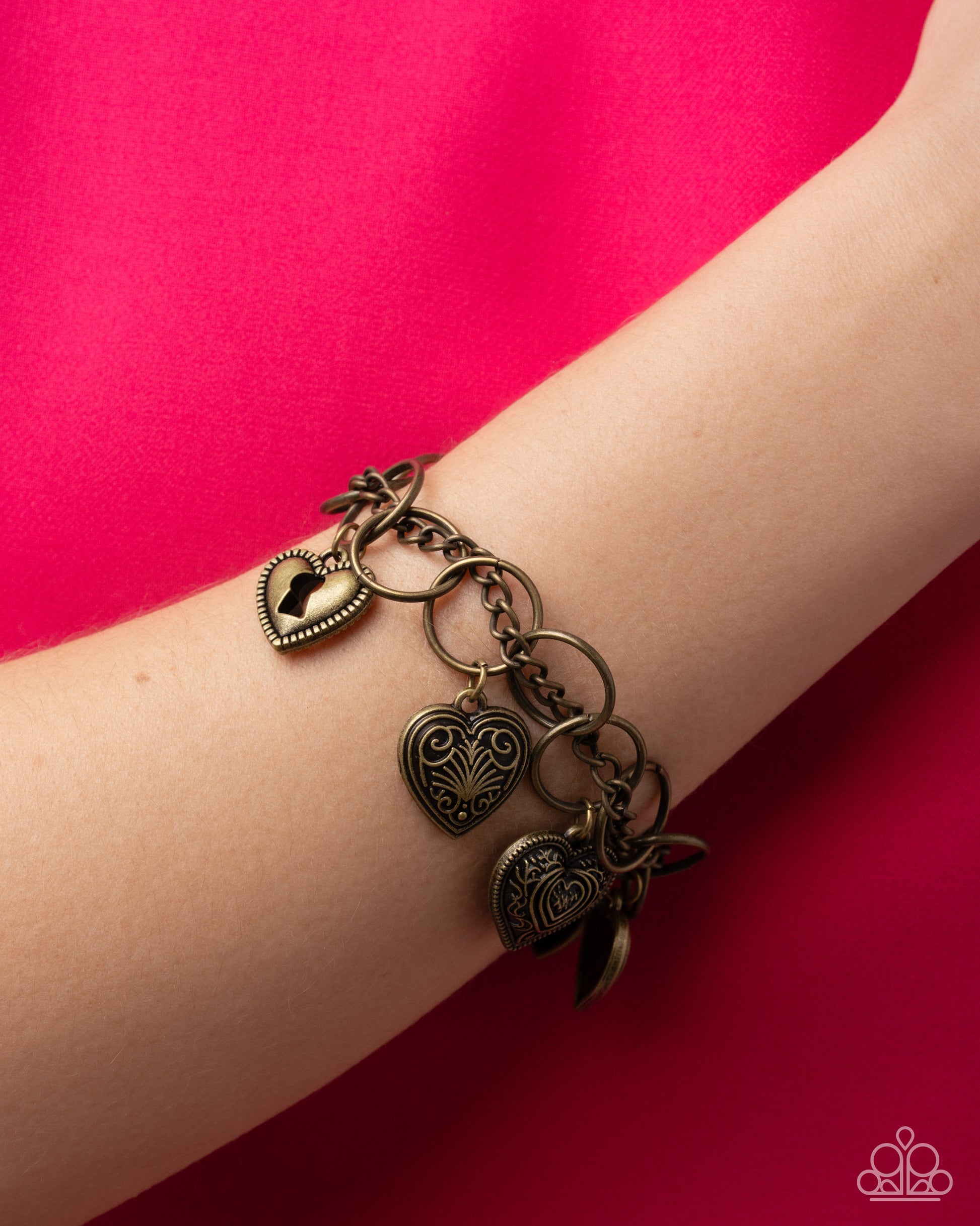 Blinding Botanicals - Complete Look - Brass - Paparazzi Product Image