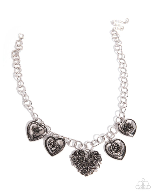 Chic Conclusion - Paparazzi Product Image