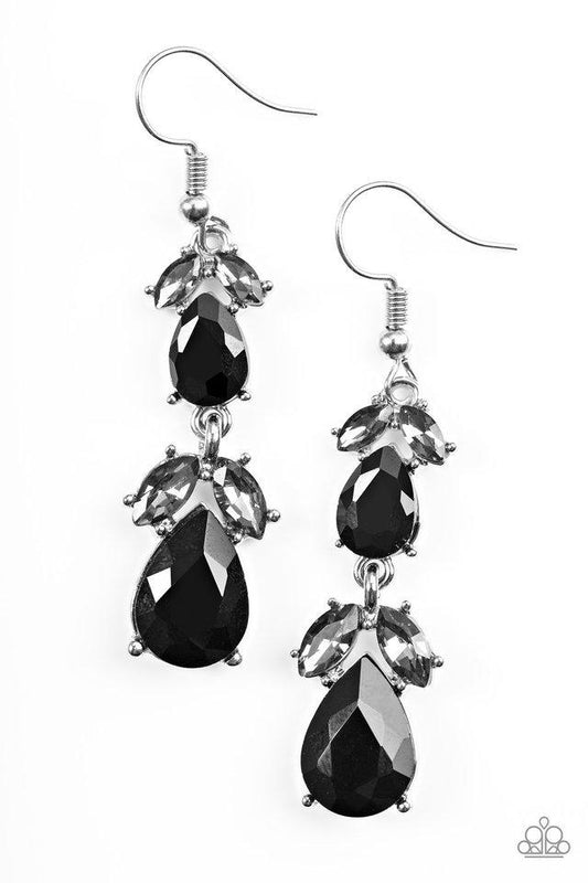 Paparazzi Earrings - Trophy Hall - Black