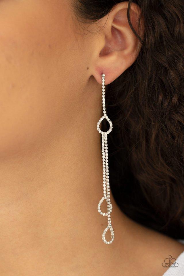 Paparazzi Earring ~ Chance of REIGN - White