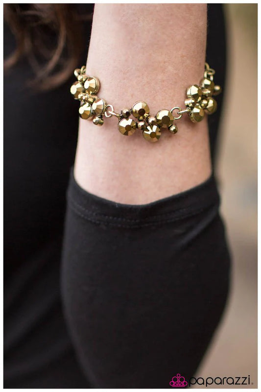 Paparazzi Bracelet ~ Old Hollywood - Brass