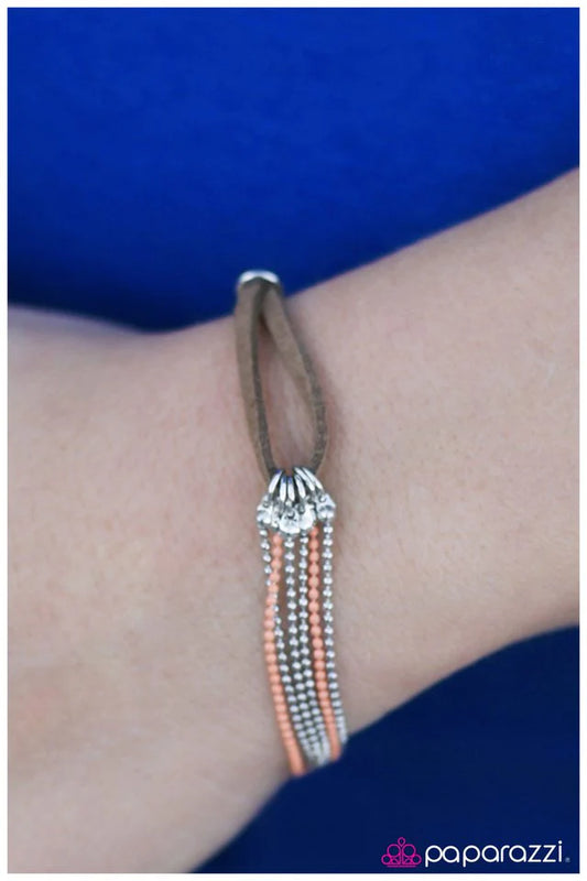 Pulsera Paparazzi ~ New Heights - Naranja