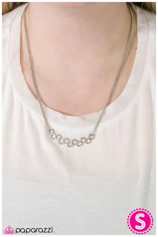 Paparazzi Necklace ~ The Perfectionist - Silver