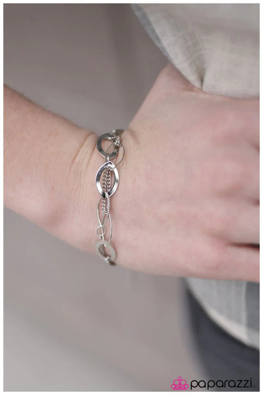 Paparazzi Bracelet ~ Without A Trace - Silver