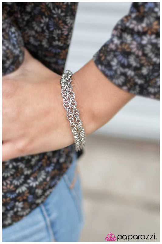 Pulsera Paparazzi ~ Shine For Me - Plata