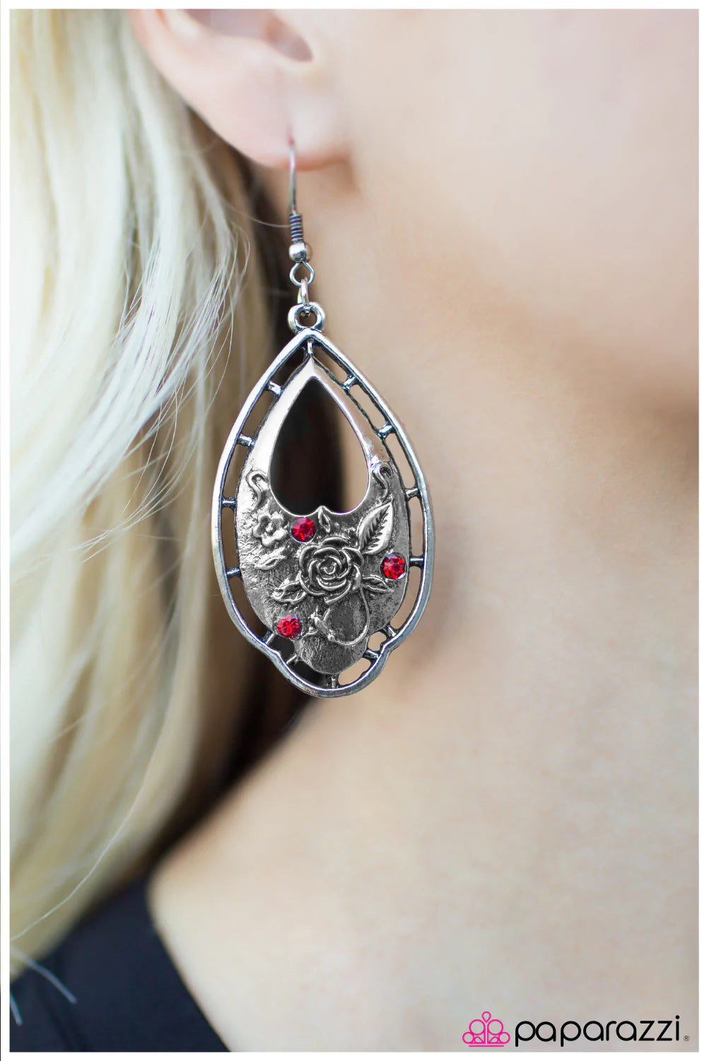 Paparazzi Earring ~ Decorated Detail - Red