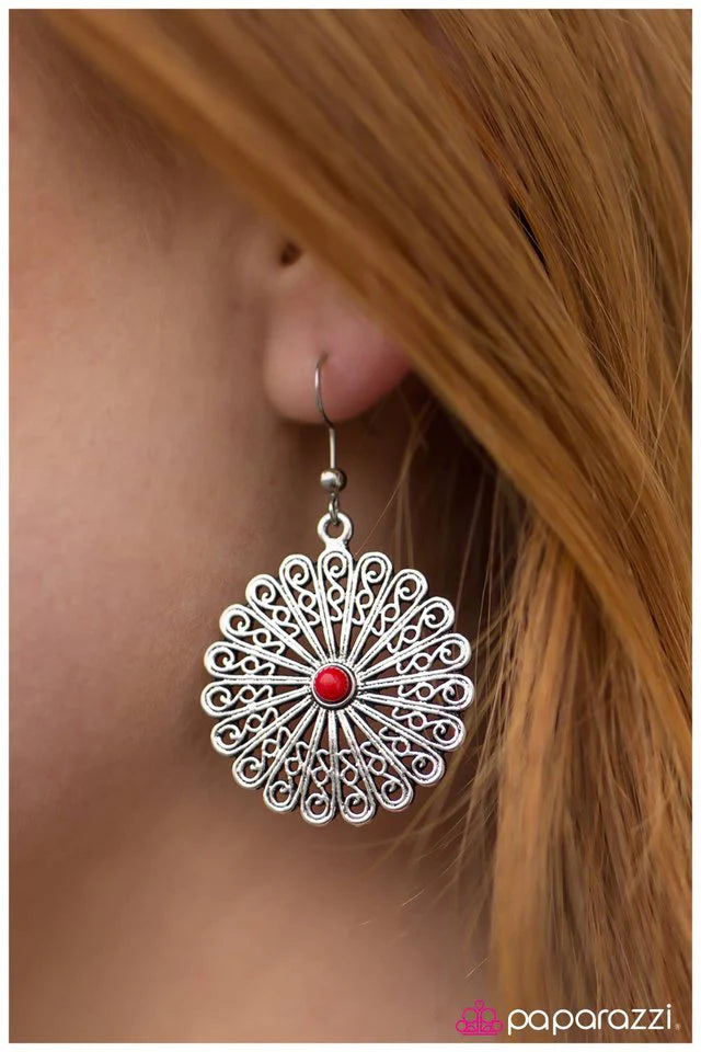 Paparazzi Earring ~ Everybody Mambo! - Red