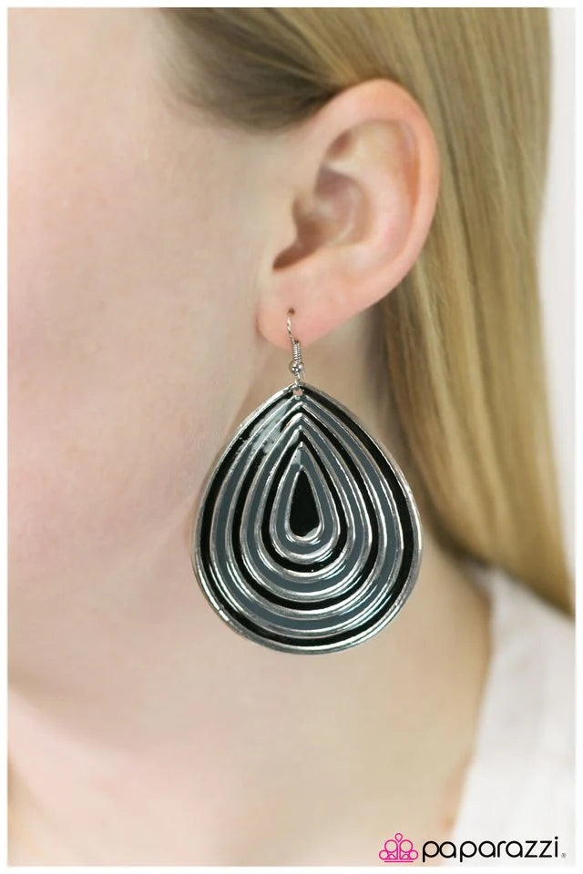 Paparazzi Earring ~ In A Round About Way - Multi