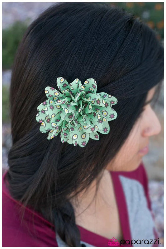 Paparazzi Hair Accessories ~ You Really Grew On Me - Green