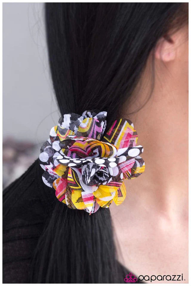 Accesorios para el cabello de Paparazzi ~ Be-Bop-A-Lula - Amarillo