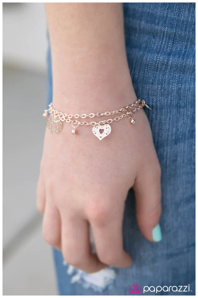 Pulsera Paparazzi ~ Te daré mi corazón - Oro rosa