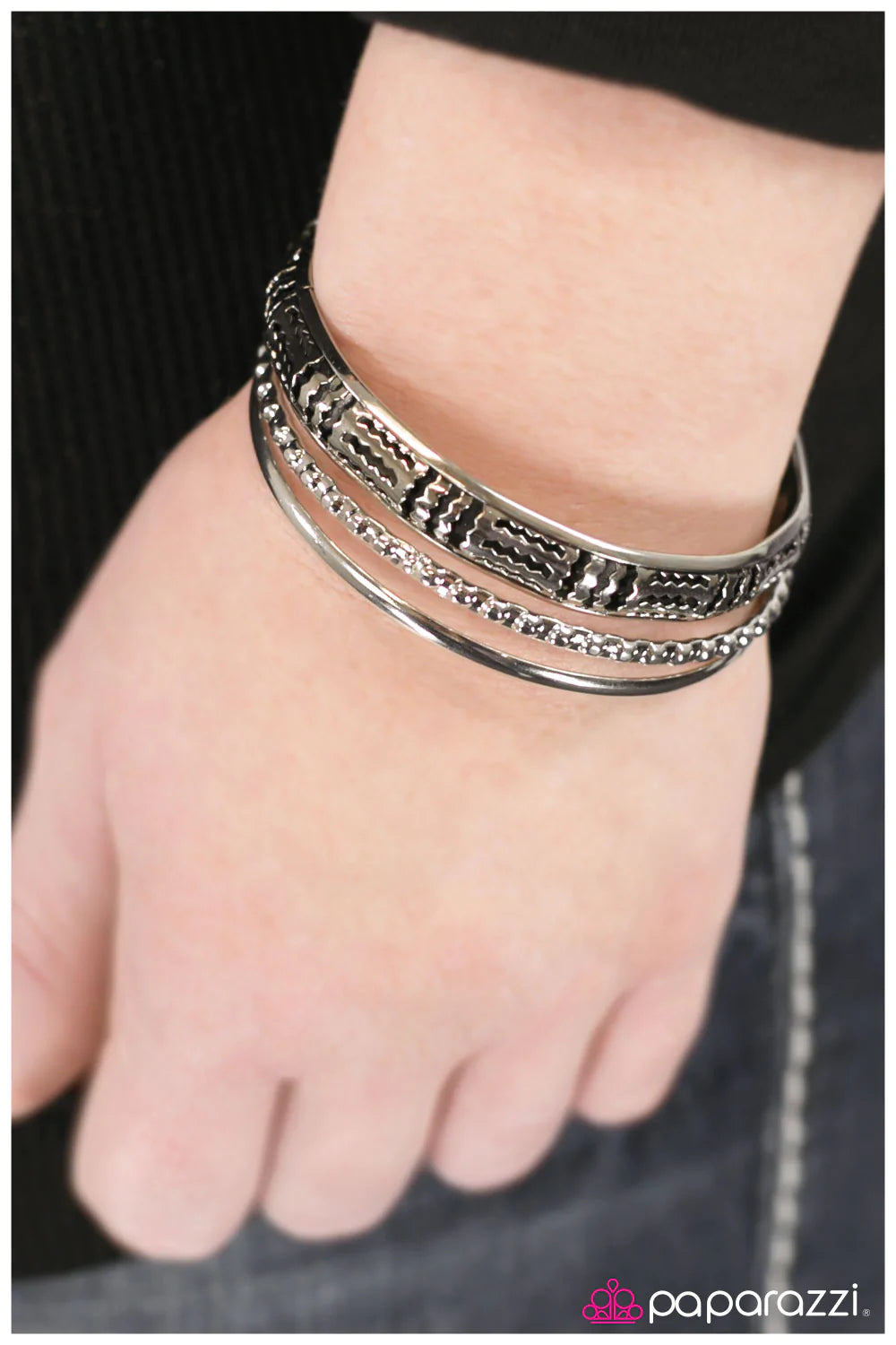 Pulsera Paparazzi ~ Totalmente tribal - Plata