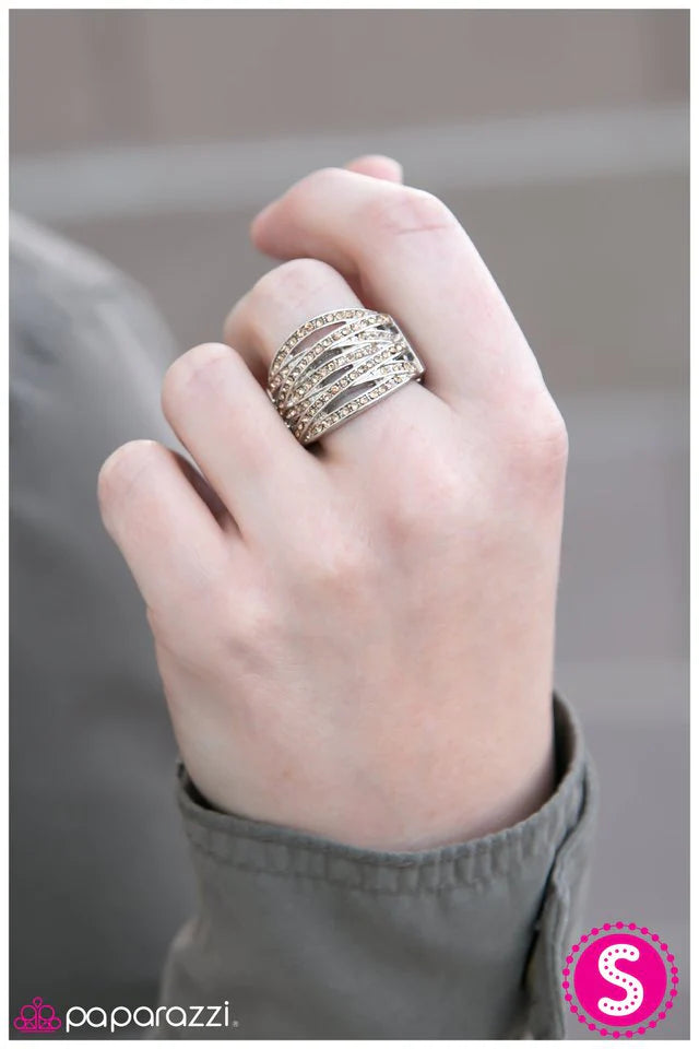 Paparazzi Ring ~ Richie Rich - Brown