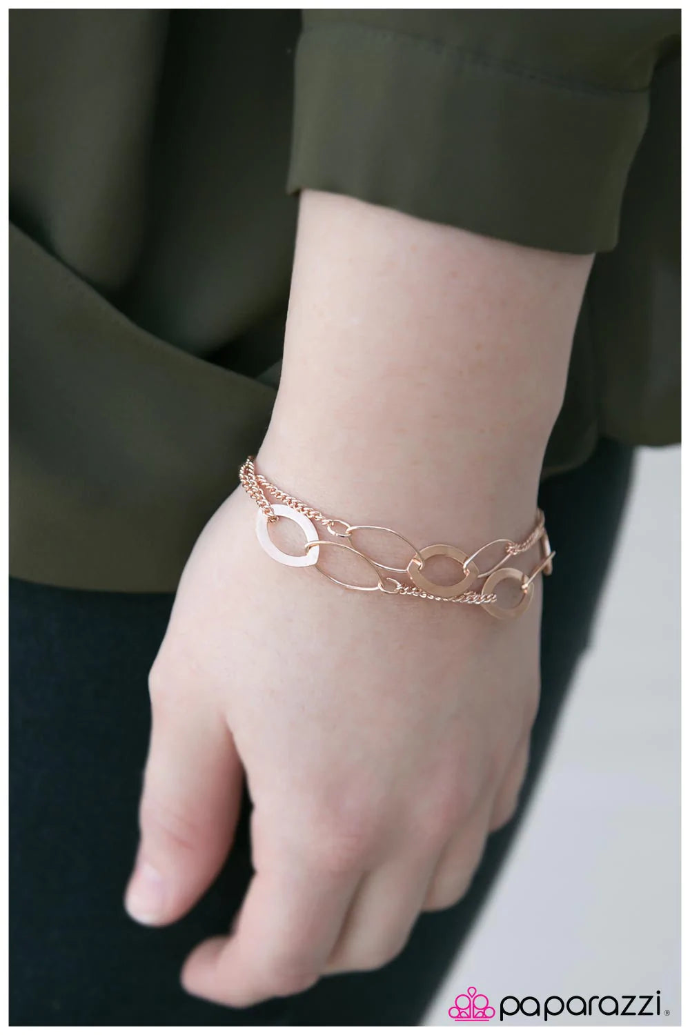 Pulsera Paparazzi ~ Sin rastro - Oro rosa