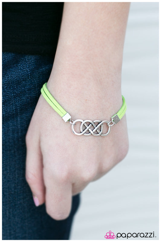 Pulsera Paparazzi ~ Para siempre - Verde