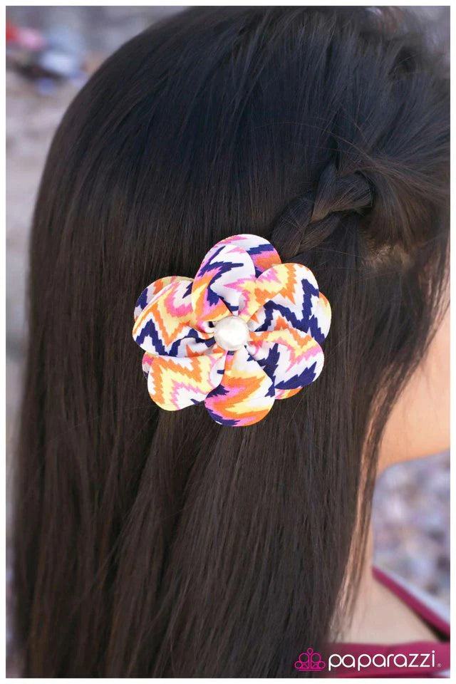 Accesorios para el cabello de Paparazzi ~ Miss Simpatía - Amarillo