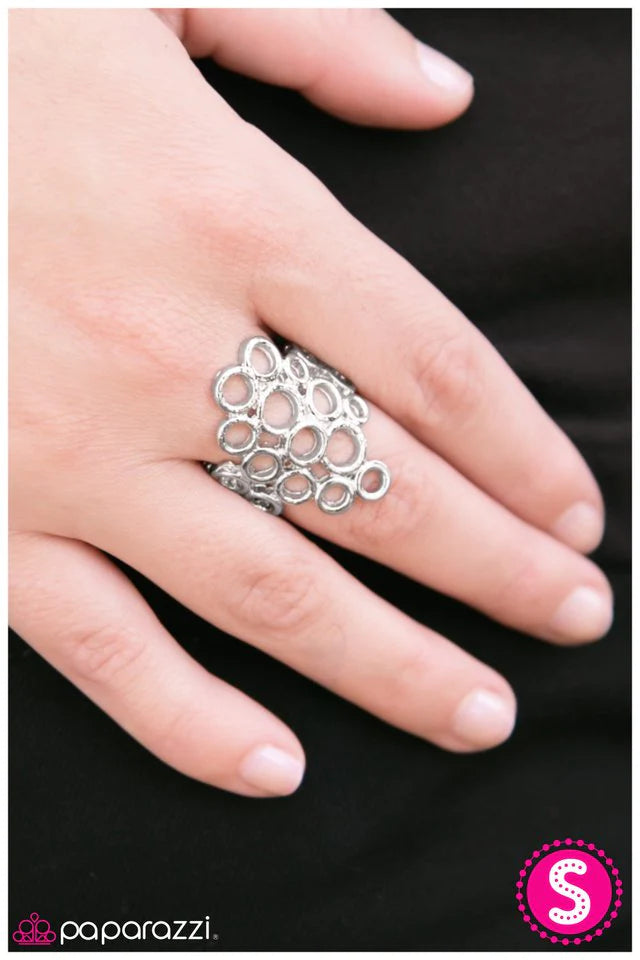 Paparazzi Ring ~ Forever Blowing Bubbles - Silver