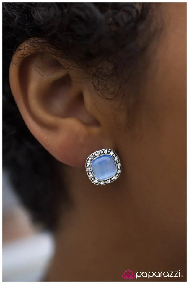 Paparazzi Earring ~ Ice Palace - Blue