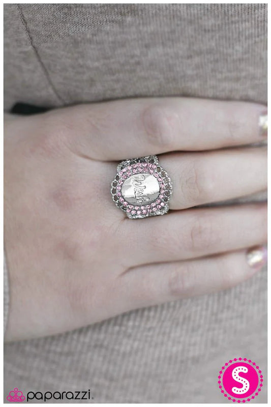 Anillo Paparazzi ~ Wishin and Hopin - Rosa