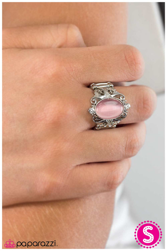 Anillo de paparazzi: para atrapar a un príncipe, color rosa