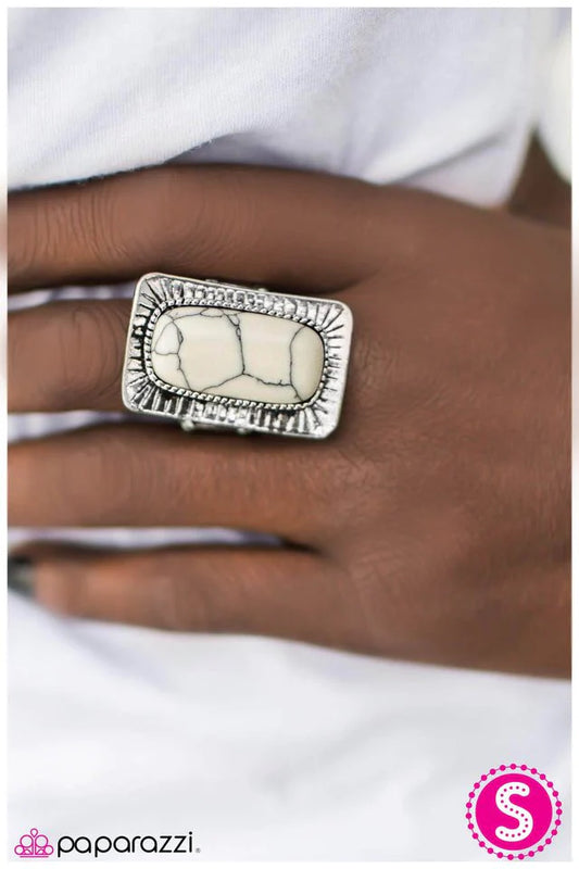 Paparazzi Ring ~ Cowgirl Dreams - White