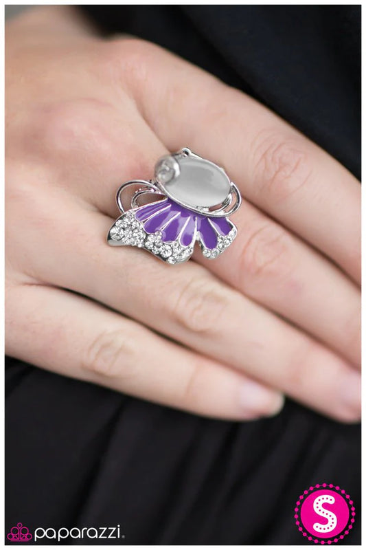 Paparazzi Ring ~ Fly Away Home - Purple