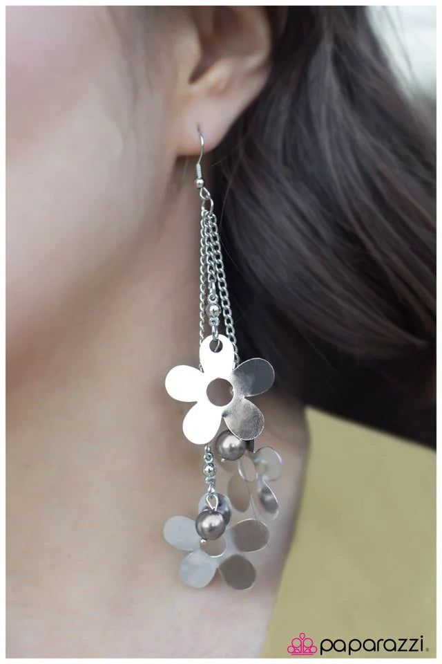 Paparazzi Earring ~ I Wish It Were Spring - Silver