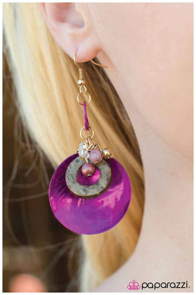 Paparazzi Earring ~ Out of Your Shell - Pink