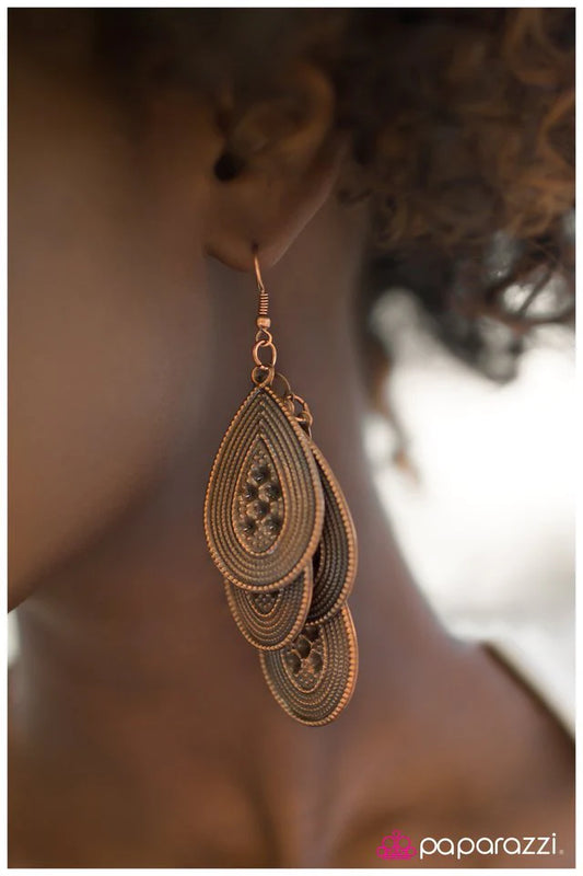 Paparazzi Earring ~ Drop The Act - Copper