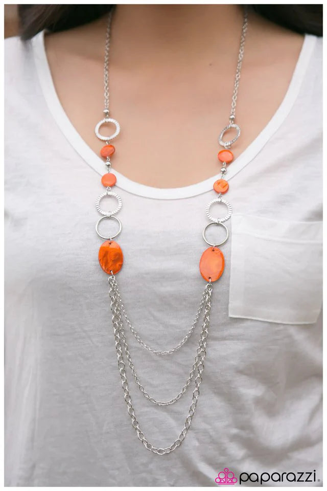 Collar Paparazzi ~ Happy-Go-Lucky - Naranja