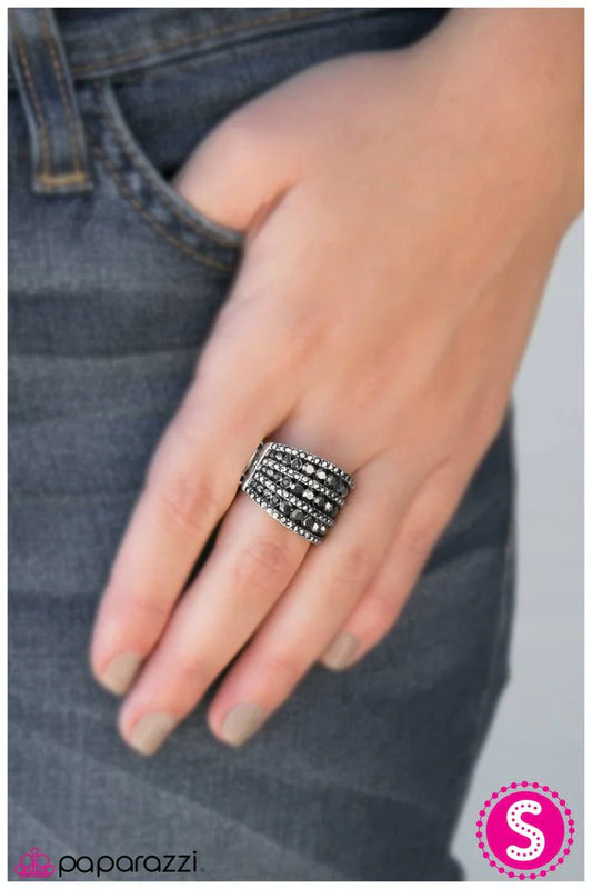 Anillo Paparazzi ~ Million Dollar Baby - Plata