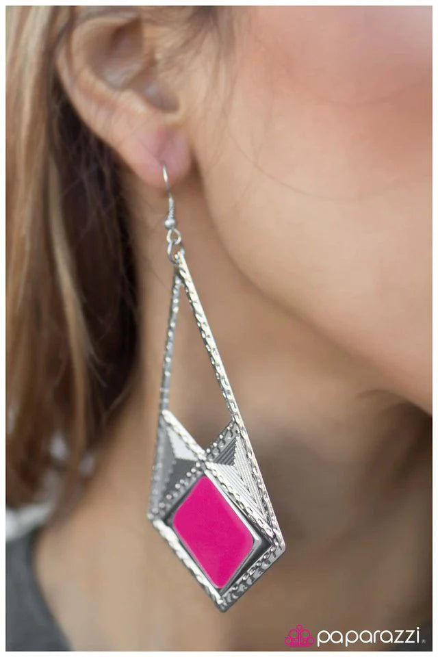 Paparazzi Earring ~ The Kite Festival - Pink