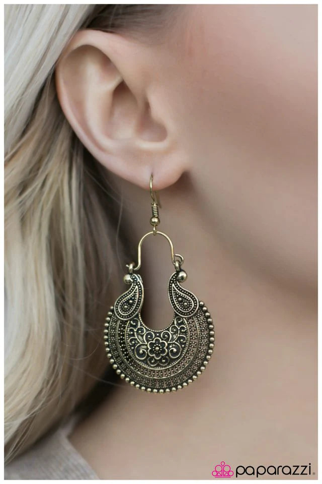 Paparazzi Earring ~ Embellishing the Truth - Brass