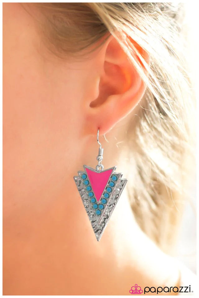 Paparazzi Earring ~ Breakout Artist - Multi