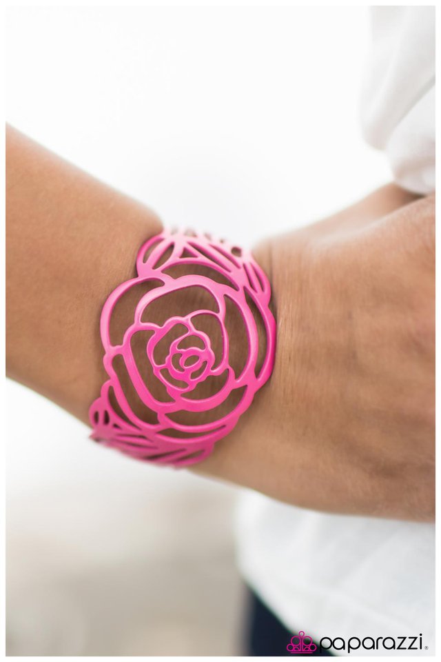 Pulsera Paparazzi ~ So Marie Antoinette - Rosa