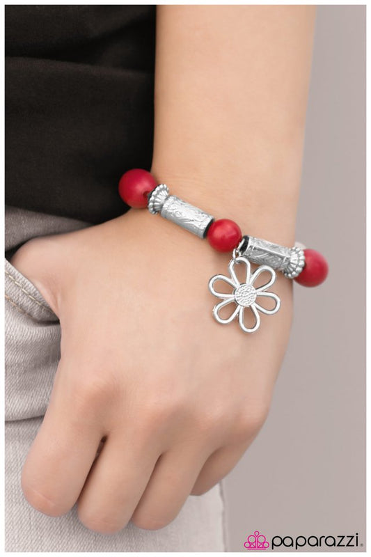 Pulsera Paparazzi ~ I Stand Collected - Rojo