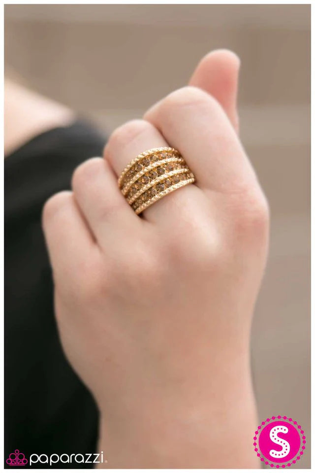 Anillo Paparazzi ~ Million Dollar Baby - Oro