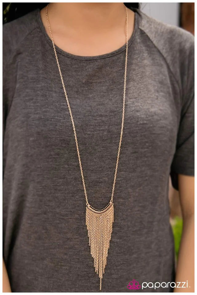 Paparazzi Necklace ~ Out Of My Way! - Gold