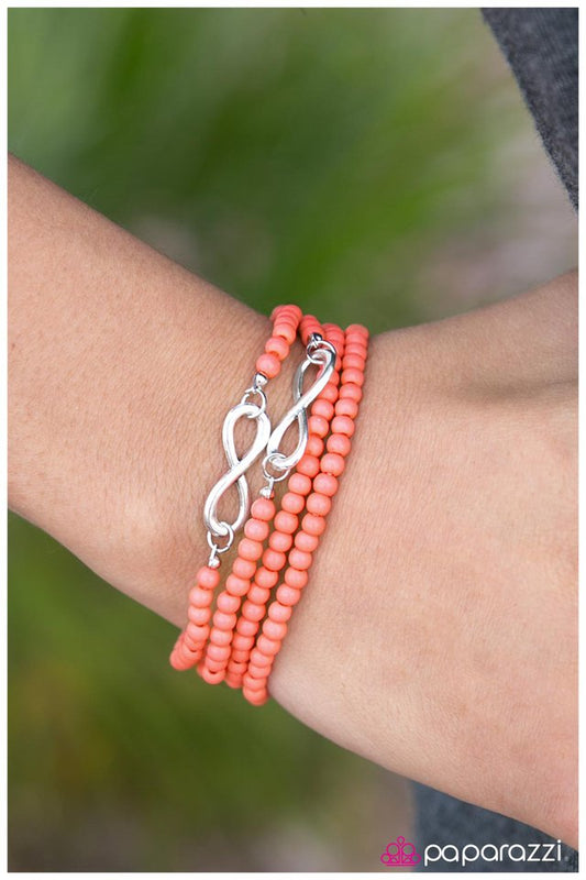 Pulsera Paparazzi ~ Un día a la vez - Naranja