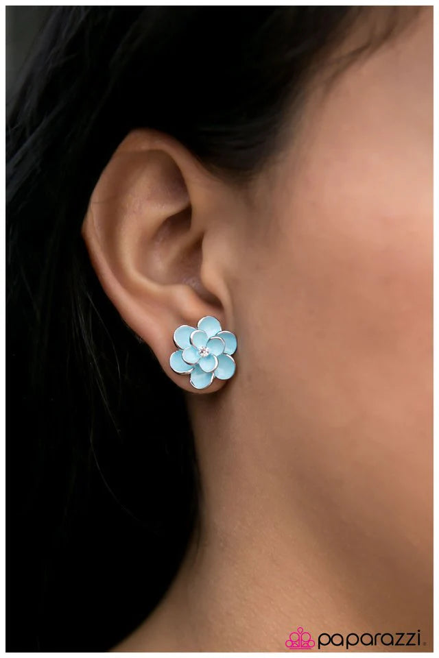 Paparazzi Earring ~ Gardener Of The Year - Blue