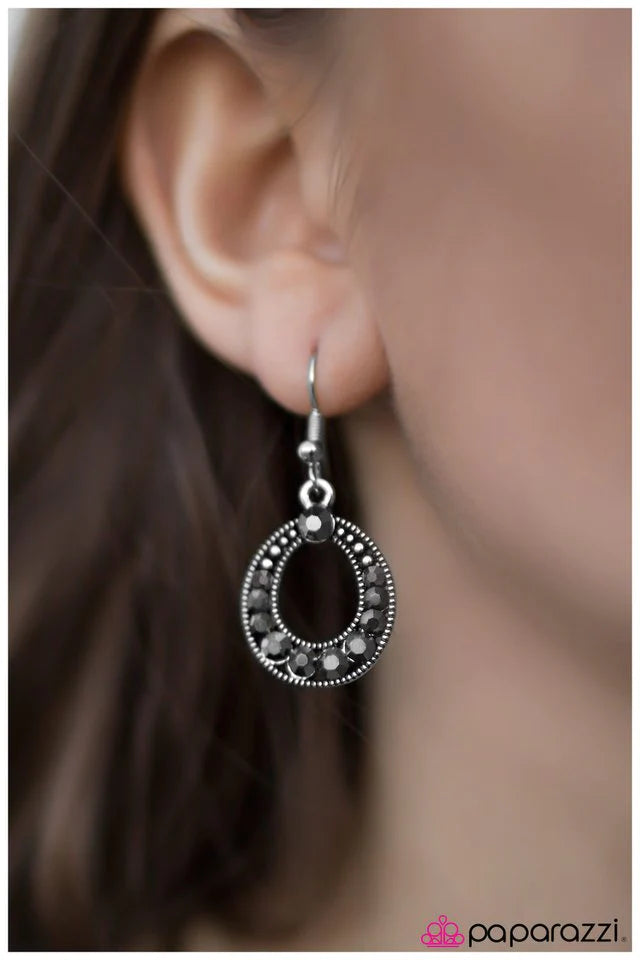 Paparazzi Earring ~ High Roller - Silver