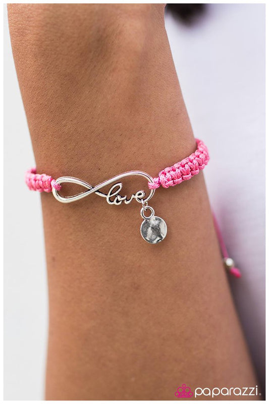 Pulsera Paparazzi ~ Alguien a quien amar - Rosa