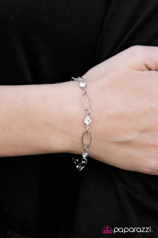 Paparazzi Bracelet ~ Thats Classic - White