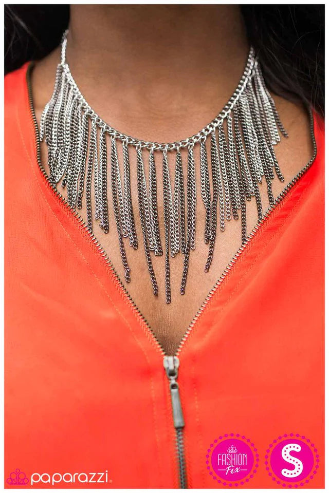 Paparazzi Necklace ~ Dive In - Silver