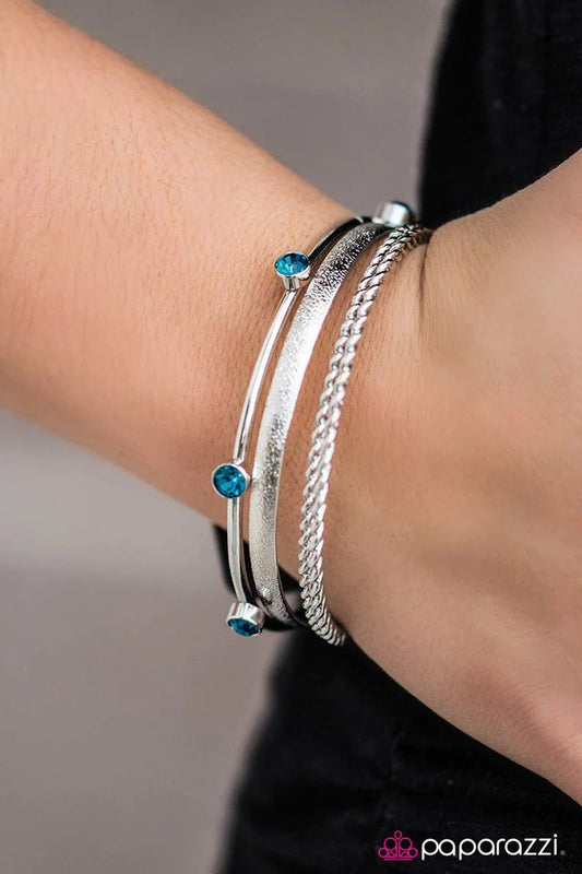 Pulsera Paparazzi ~ Sassy Shimmer - Azul