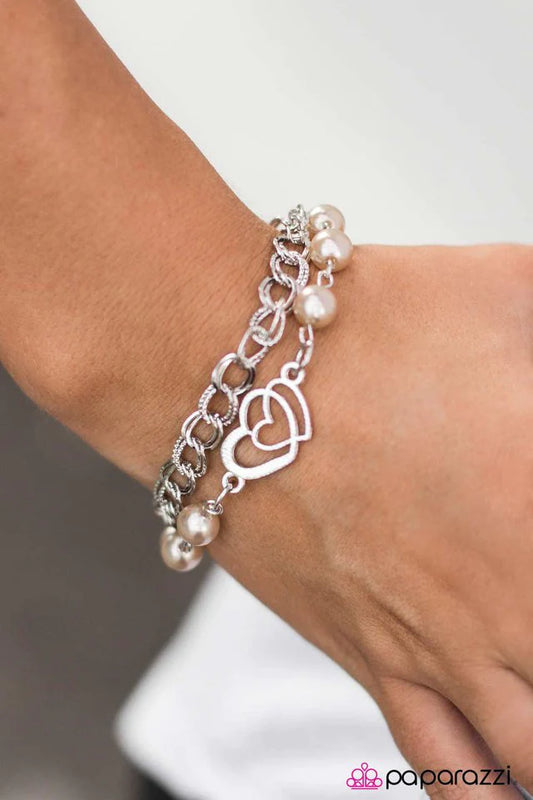 Pulsera Paparazzi ~ ¿De verdad quieres tenerme en tu corazón? - Marrón